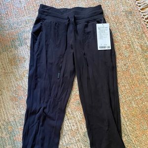Lululemon Ready to Rulu Jogger Crop- size 4